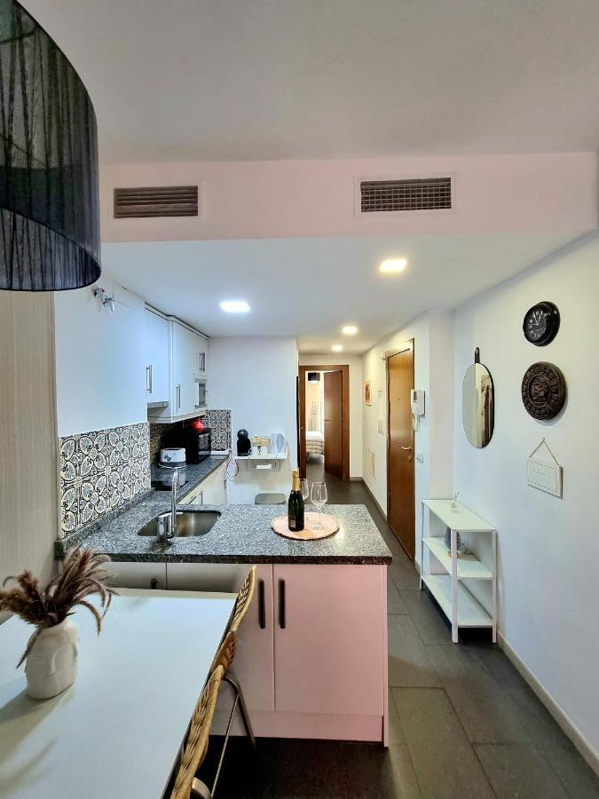 Apartamento En El Centro De Granada Apartment ภายนอก รูปภาพ